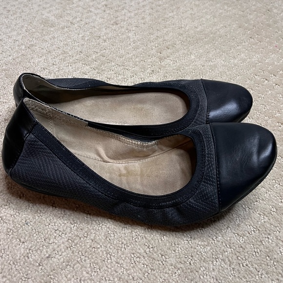 Relativity Black Flats Size 9 - Picture 2 of 5